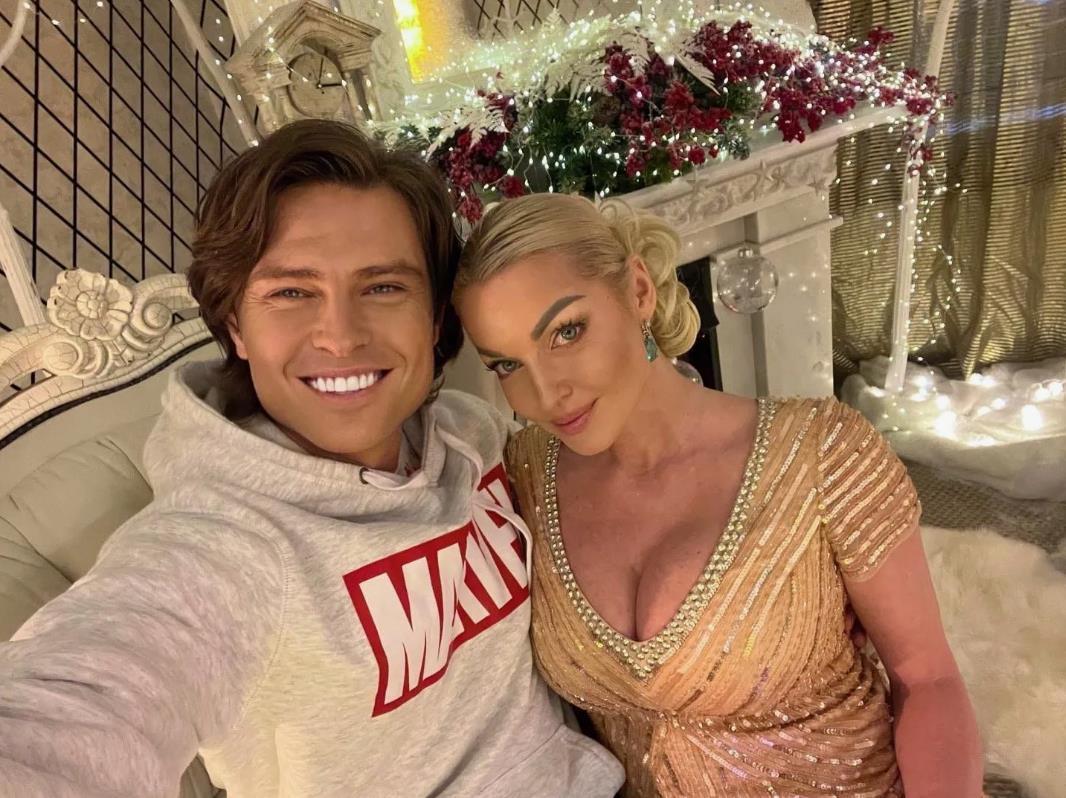 Продолжение новогодний фотосессии.