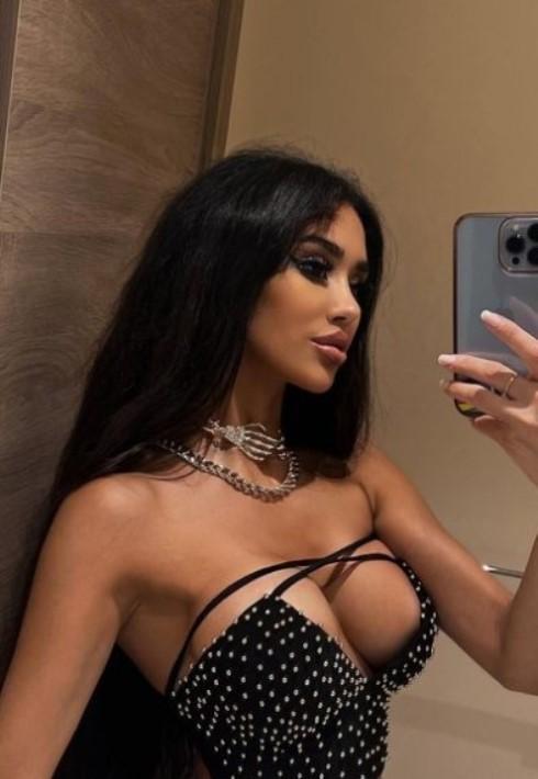 Фарида Ширинова голая и слив горячих фото девушки Фарида Ширинова голая и слив горячих фото девушки