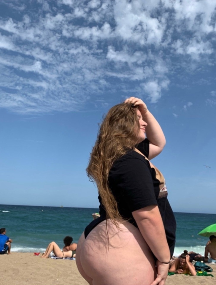 "Верона" Вероника Берникова слив фото с пляжа с крупным планом попы. "Верона" Вероника Берникова слив фото с пляжа с крупным планом попы.