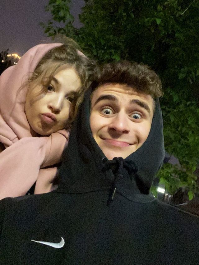 Селфи из реальной жизни Покров и Бабича без макияжа и ретуши.