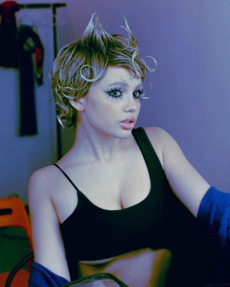 Валя Карнаухова слив 2023. Валя Карнаухова слив 2023.