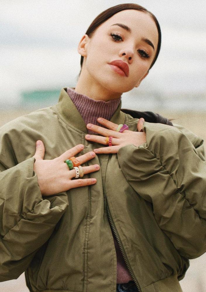 Блогер Лунаком рассказала о попытке обмана со стороны Инстасамки. 