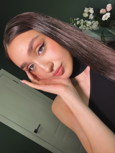 Сексуальная юмористка Динара Курбанова на слитых в сеть фото. Сексуальная юмористка Динара Курбанова на слитых в сеть фото.