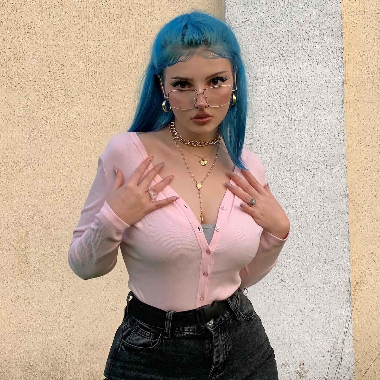 Хлоя annfigma голая и слив горячих фото Хлоя annfigma голая и слив горячих фото