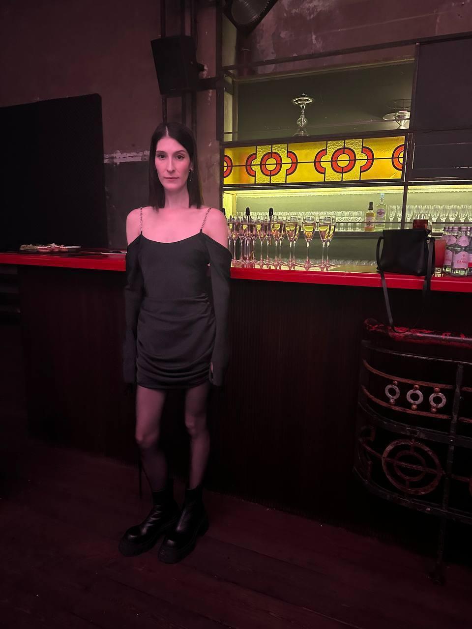 Скандальная "Голая" вечеринка Ивлеевой (Слитые в сеть 98 фото + видео "знаменитостей")