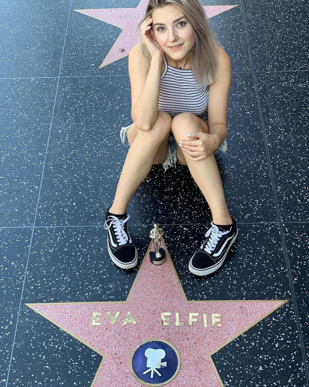 Элфи Фото Слив Кекс 18. Элфи Фото Слив Кекс 18.