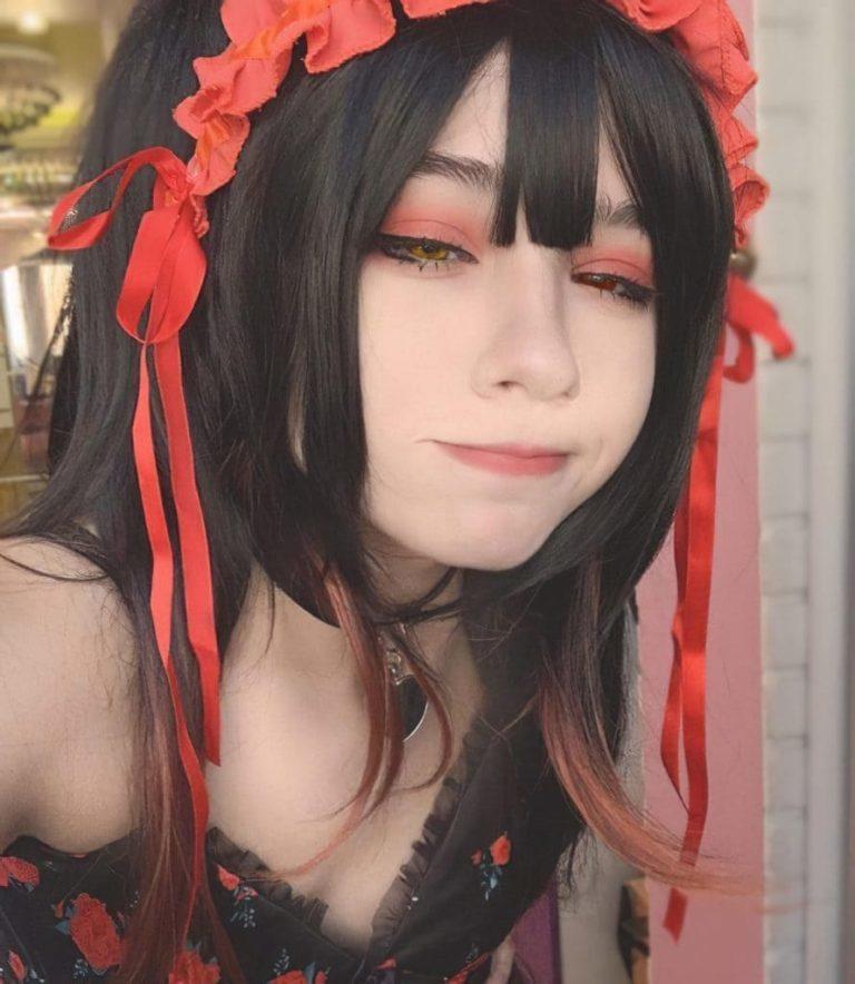 Даша Воскресенская, более известная как Yuuechka, – лайф-стримерша на платформе Twitch.