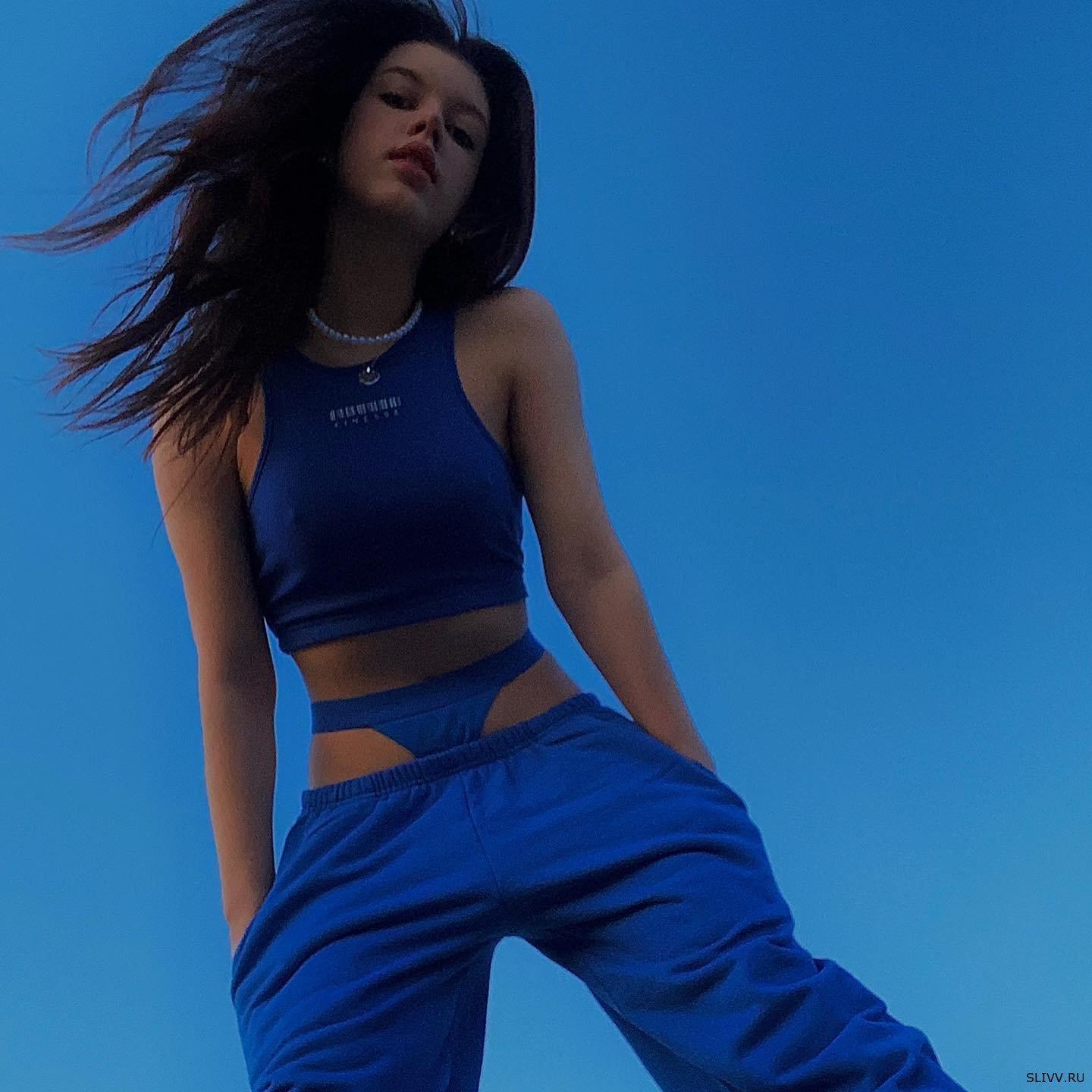 Лина Мельник, Avivuni. Лина Мельник, Avivuni.