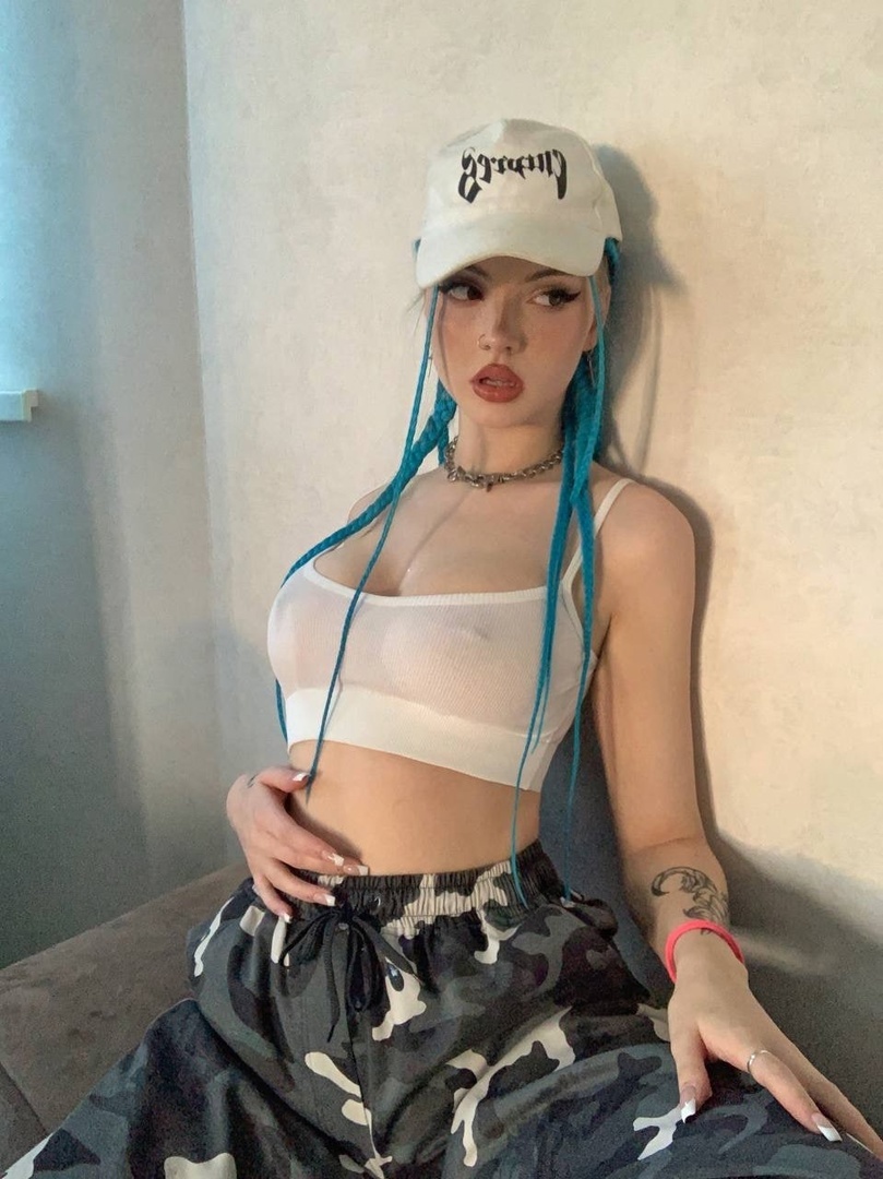 Не Хлоя Аnnfigma слив (35 Онлифанс фото) Не Хлоя Аnnfigma слив (35 Онлифанс фото)