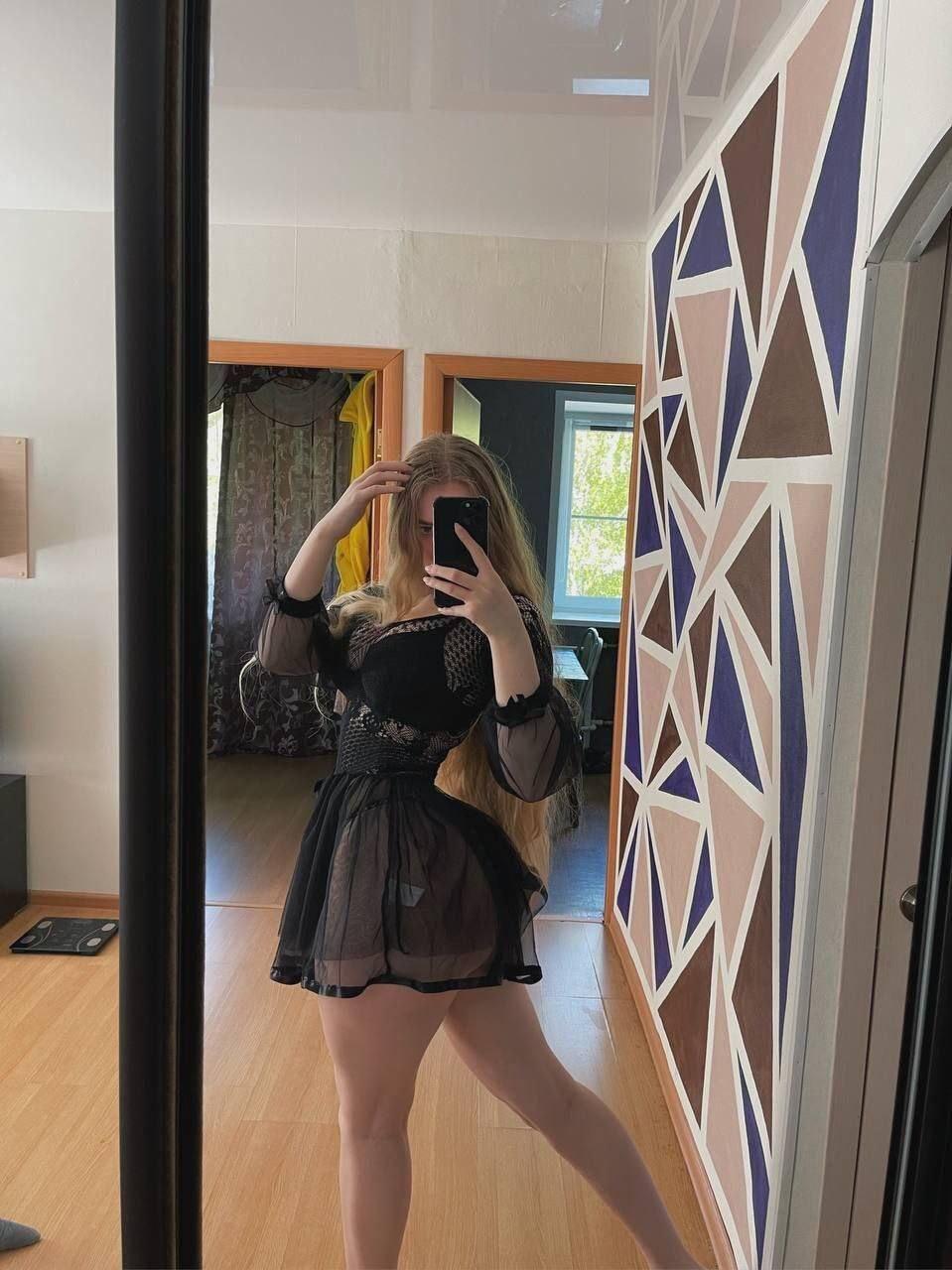 О личной жизни девушки нет никакой информации. О личной жизни девушки нет никакой информации.