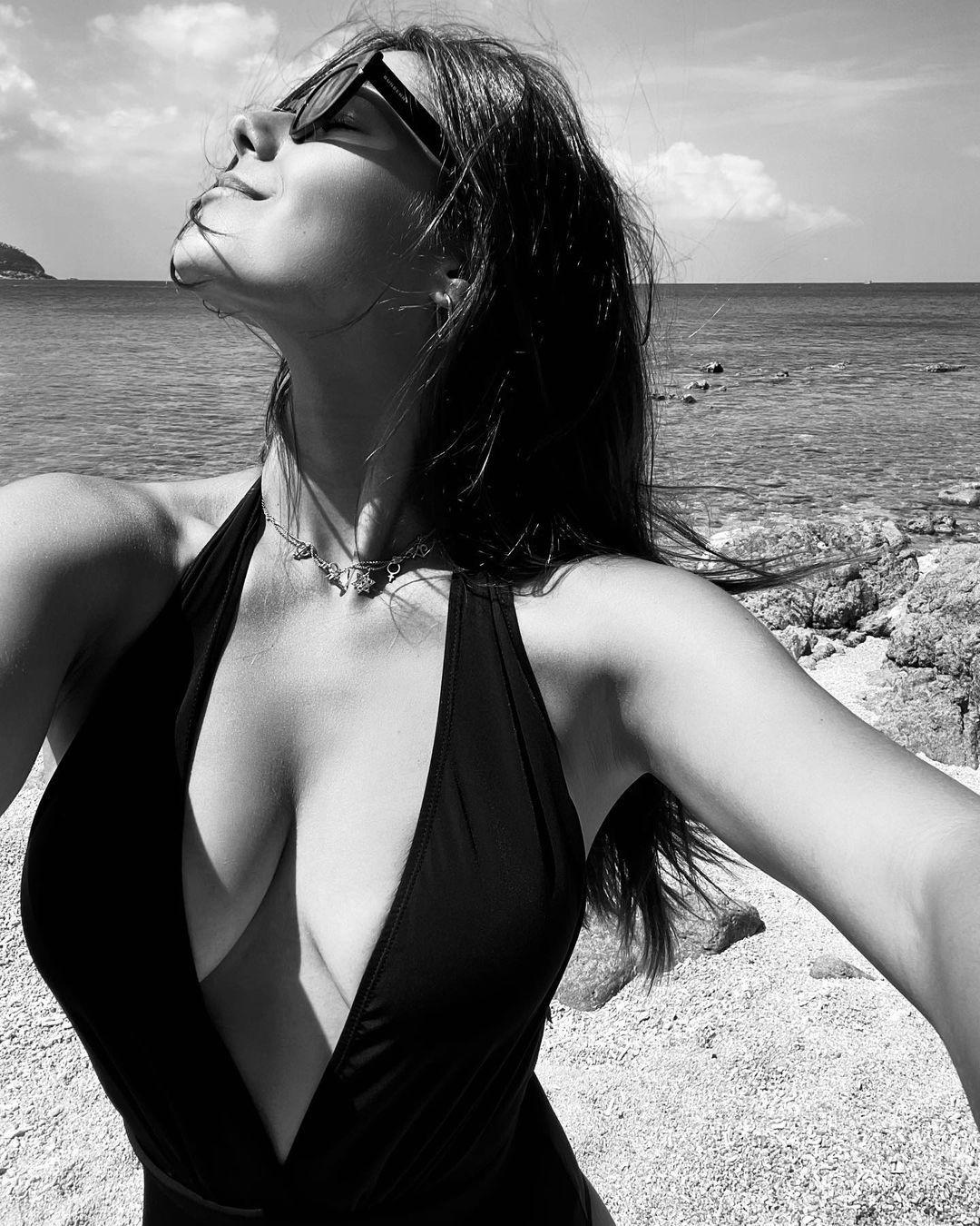 24-летняя актриса прославилась на всю страну ролью в картине «Географ глобус пропил». 24-летняя актриса прославилась на всю страну ролью в картине «Географ глобус пропил».