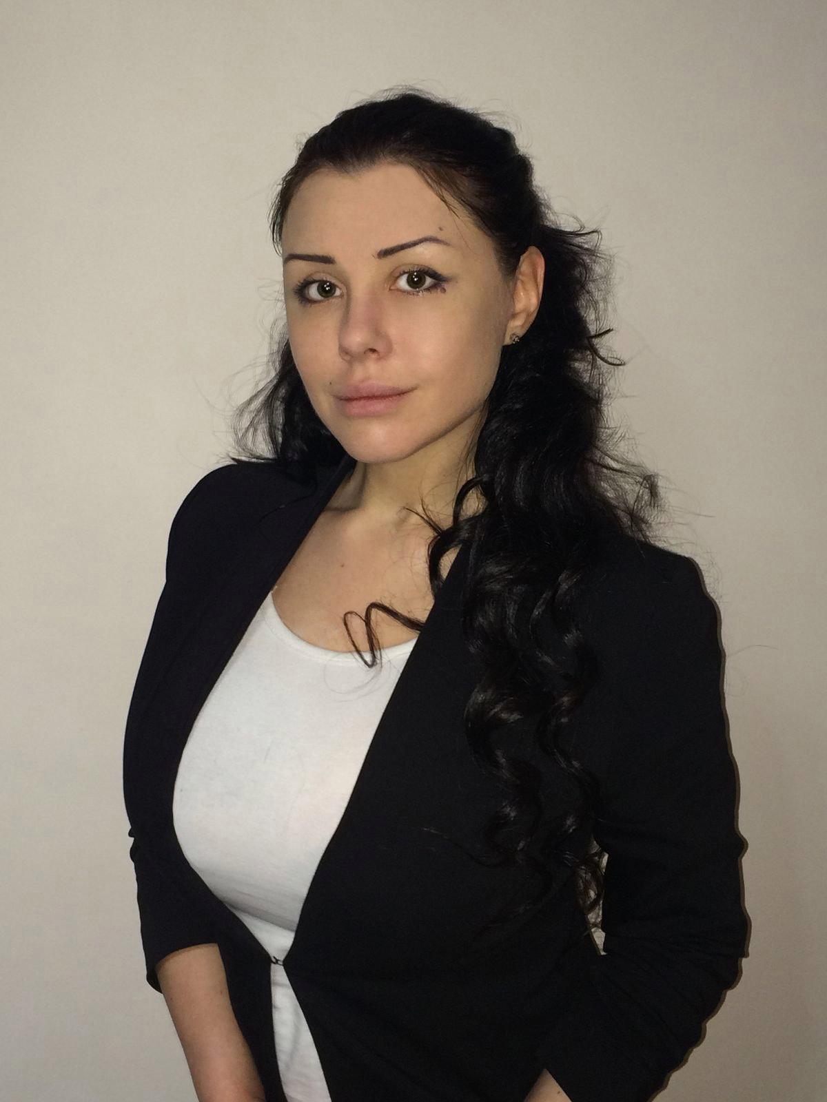 Та самая "Доктор смерть" Алёна Верди. Та самая "Доктор смерть" Алёна Верди.