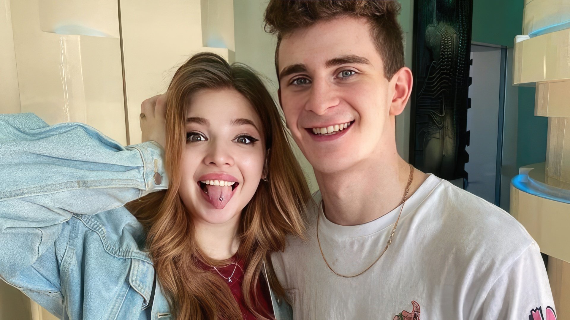 Красивая пара Бабич и Покров, которая по видимому всё таки рассталась.