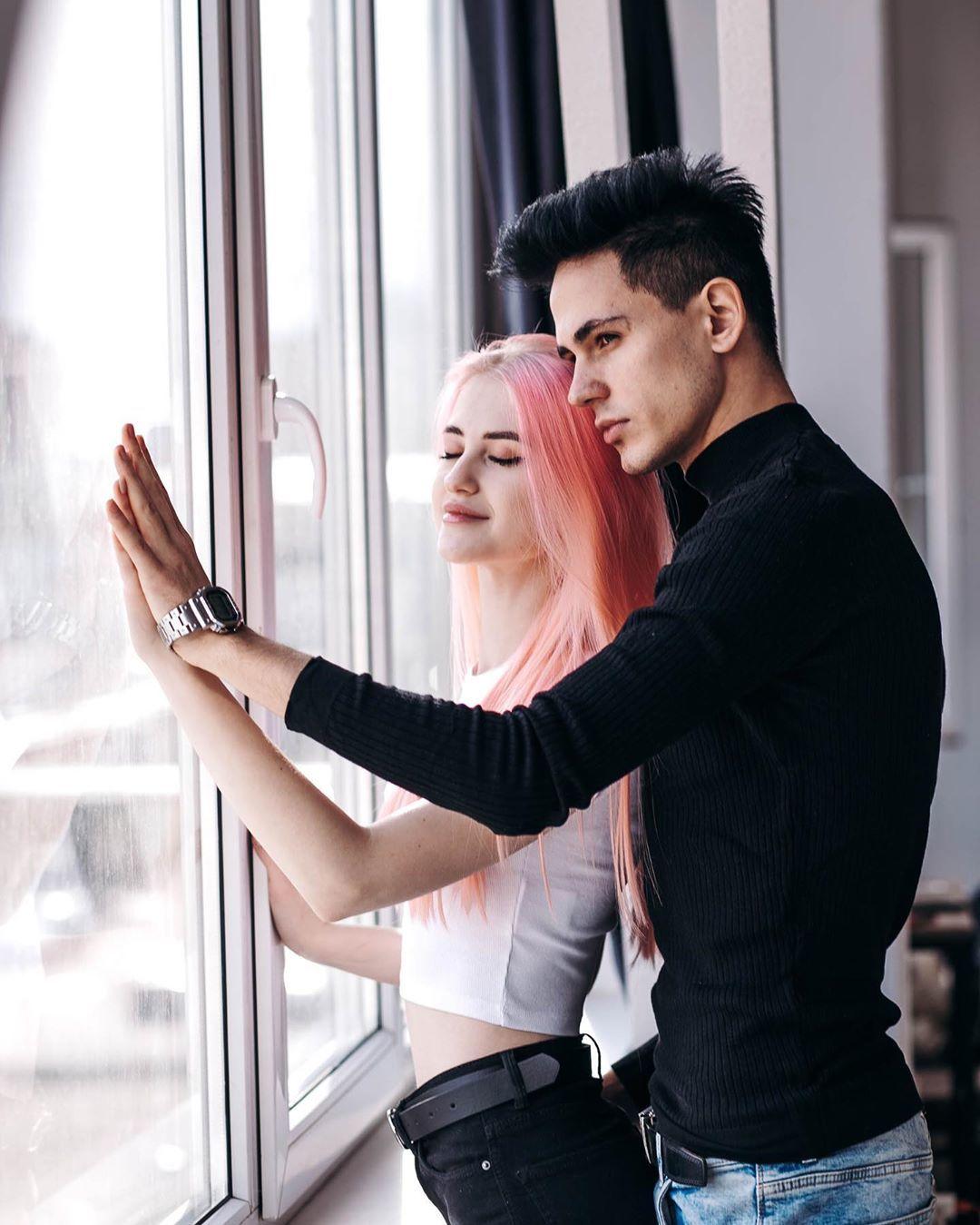 Поцелуй Фогеля и Дианы Астер Поцелуй Фогеля и Дианы Астер