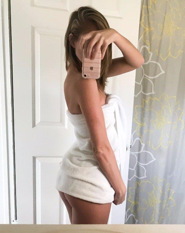 Разгоряченные девушки после душа (30 фото) Разгоряченные девушки после душа (30 фото)