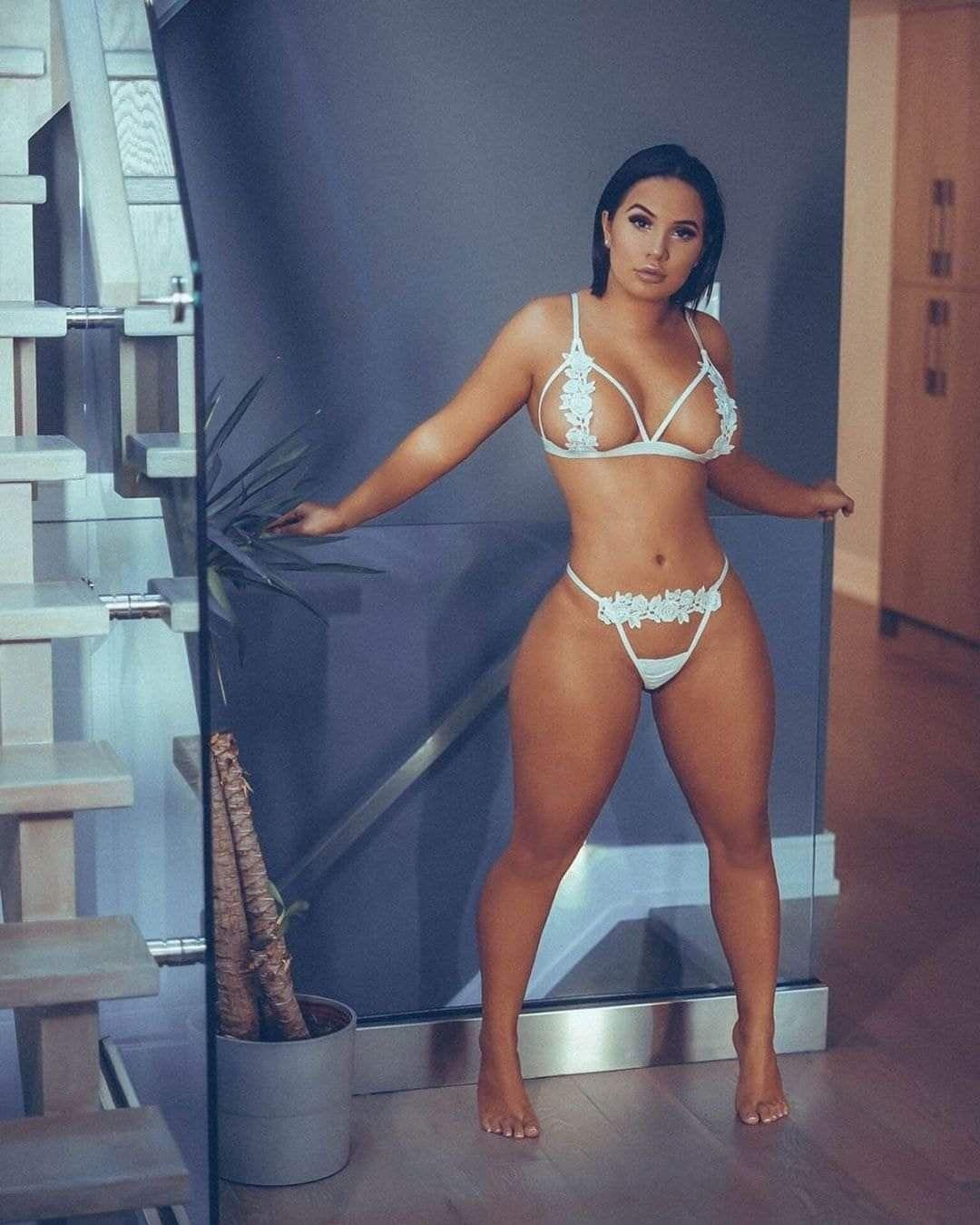 Мэнди Милано, Милана онлифанс, Одри Рэй onlyfans.