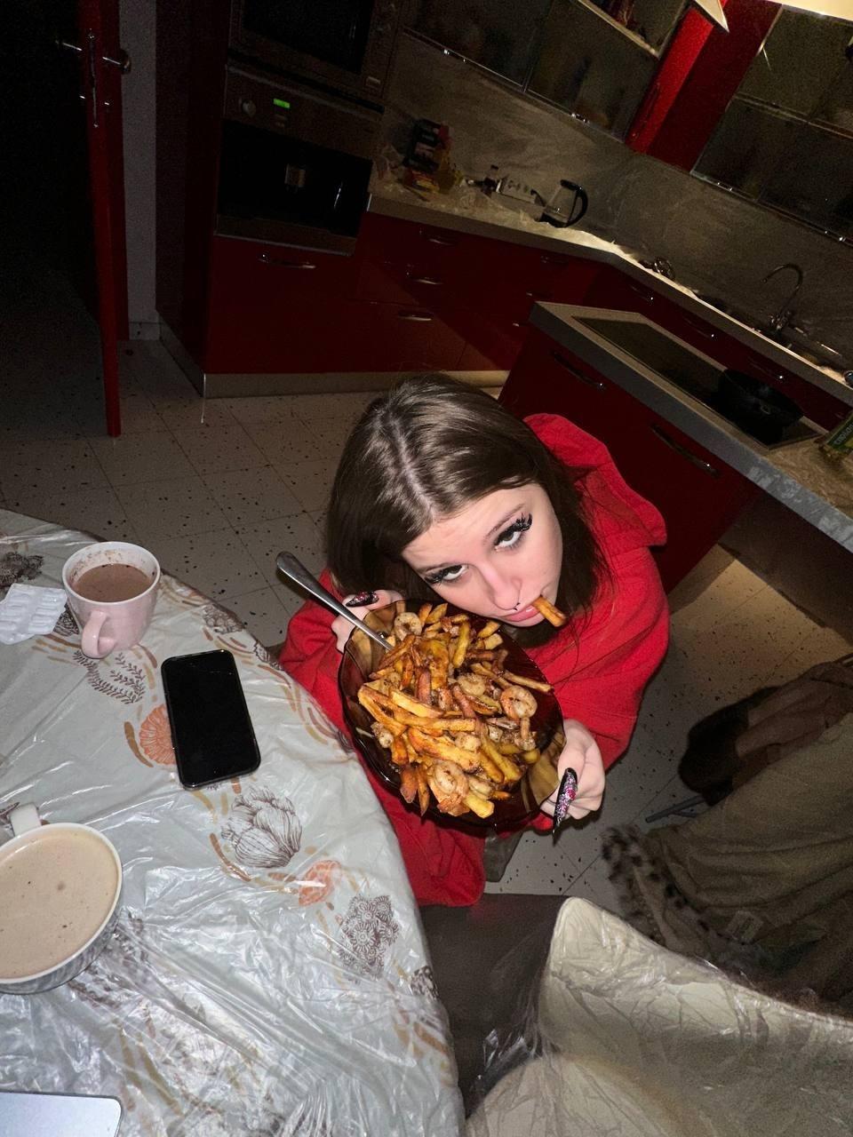 Фото разоблачение госпожи эвелин. Фото разоблачение госпожи эвелин.