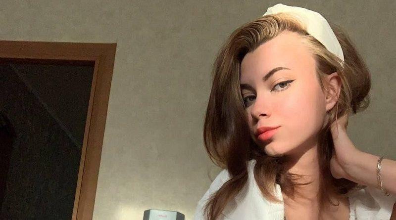 Арина Снежко – соблазнительная инстамодель и тиктокерша. Арина Снежко – соблазнительная инстамодель и тиктокерша.