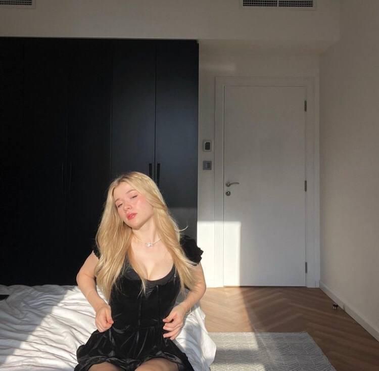 Настоящее имя девушки – Ирина Петренко. Настоящее имя девушки – Ирина Петренко.