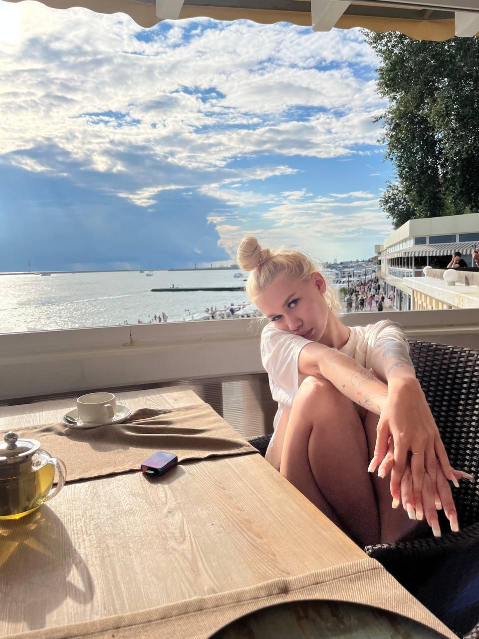 К сожалению Lyubymy еще не завела онлифанс, так как подобное можно осуществить только с 18 лет К сожалению Lyubymy еще не завела онлифанс, так как подобное можно осуществить только с 18 лет