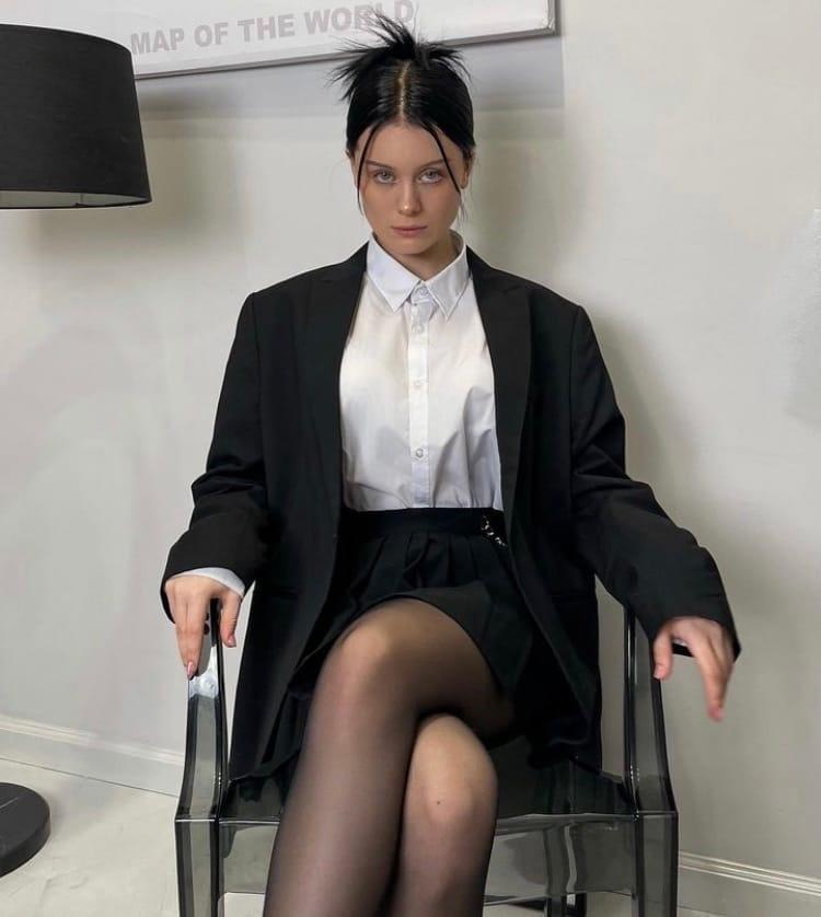 Подборка самых горячих снимков Даши Дошик из телеграмм и онлифанс. Подборка самых горячих снимков Даши Дошик из телеграмм и онлифанс.