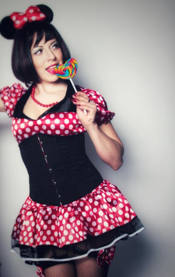 Сексуальный образ с бутси канала "Лапки белки". Сексуальный образ с бутси канала "Лапки белки".