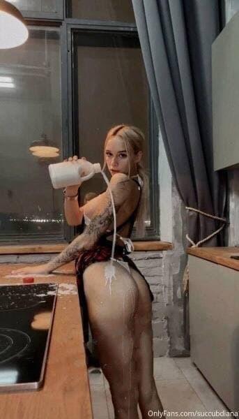 Горячие фото Дианы Шурыгиной в купальнике. Горячие фото Дианы Шурыгиной в купальнике.