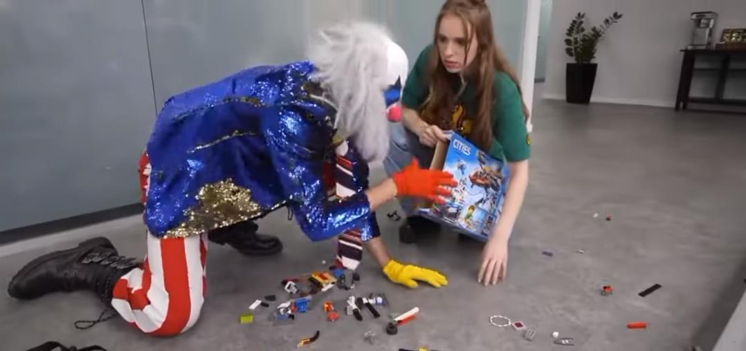 Фото Клоун А4 ну Красавчик согласны? Фото Клоун А4 ну Красавчик согласны?