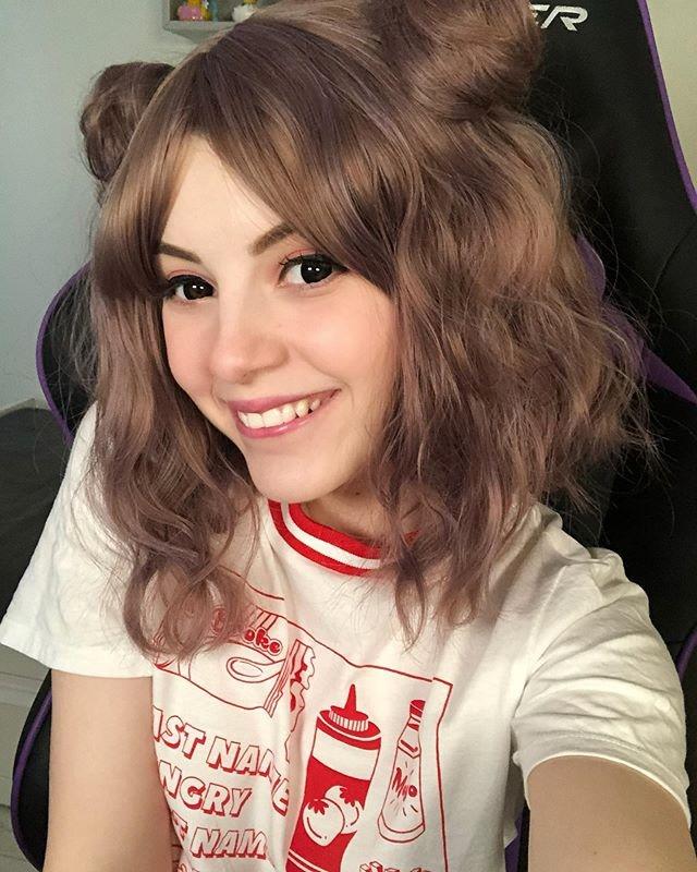 Стримерша Ольга Olyashaa Саксон слив, Ольга Саксон фулл, Оляша стример. Стримерша Ольга Olyashaa Саксон слив, Ольга Саксон фулл, Оляша стример.