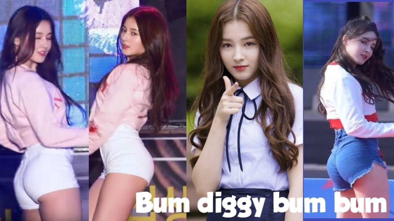 Nancy Momoland - смотрите фотографии знаменитости в нашей коллекции Nancy Momoland - смотрите фотографии знаменитости в нашей коллекции