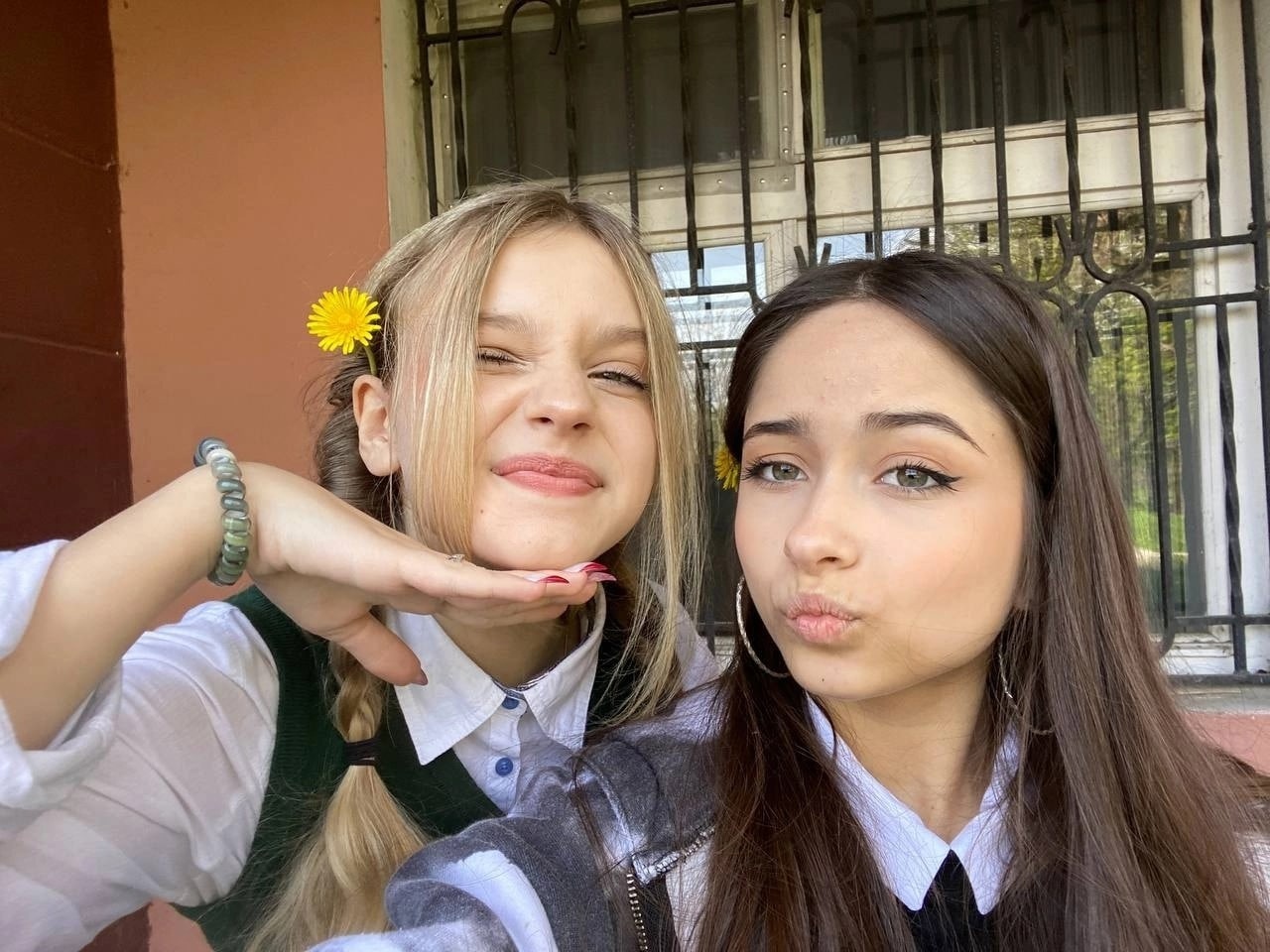 Возраст: 15 лет. Возраст: 15 лет.