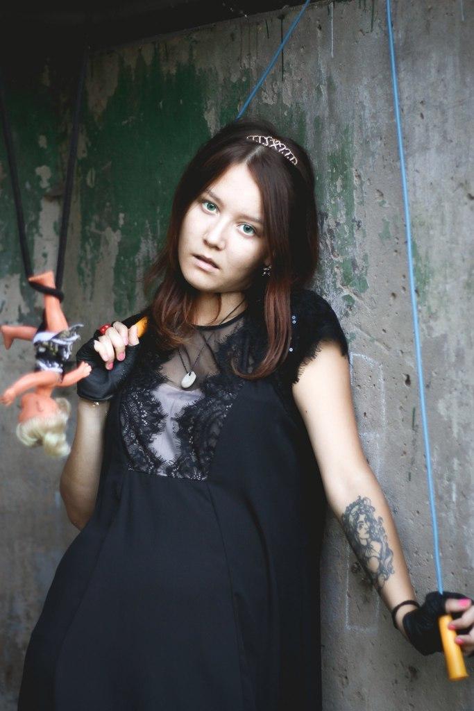 Прикольный снимок в готическом стиле. Прикольный снимок в готическом стиле.