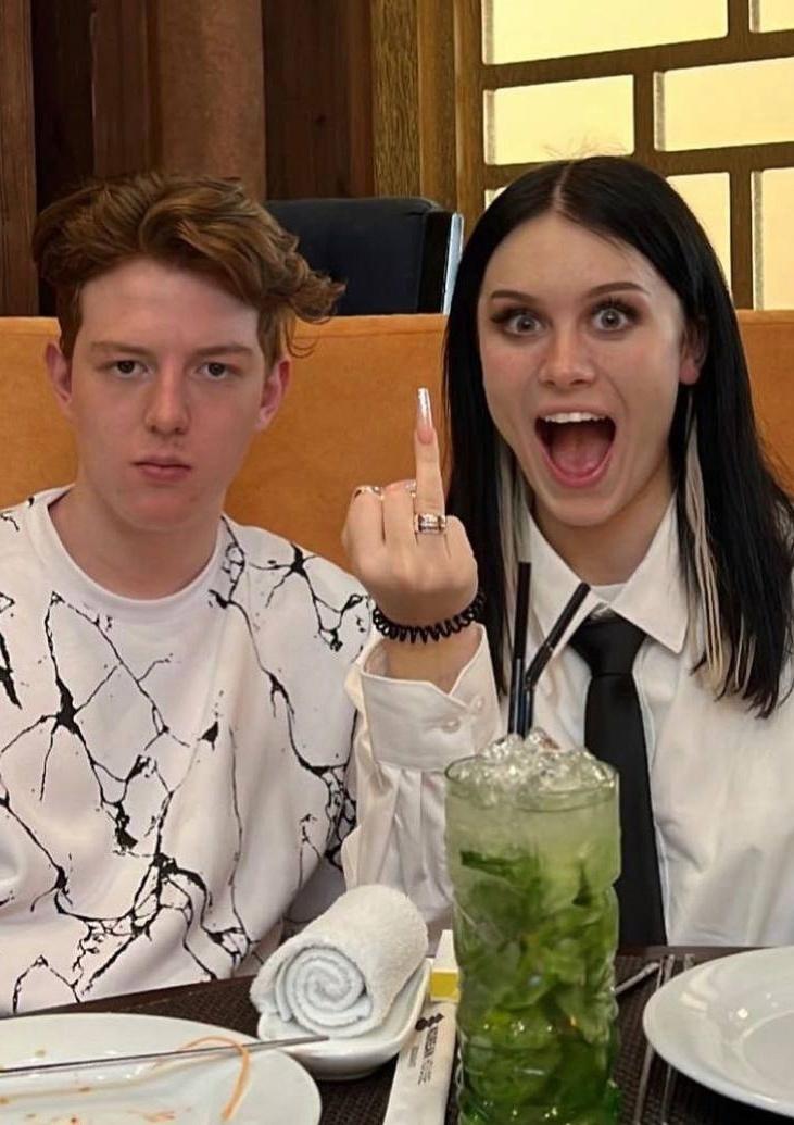 Парень Даши дошик Никита Парень Даши дошик Никита