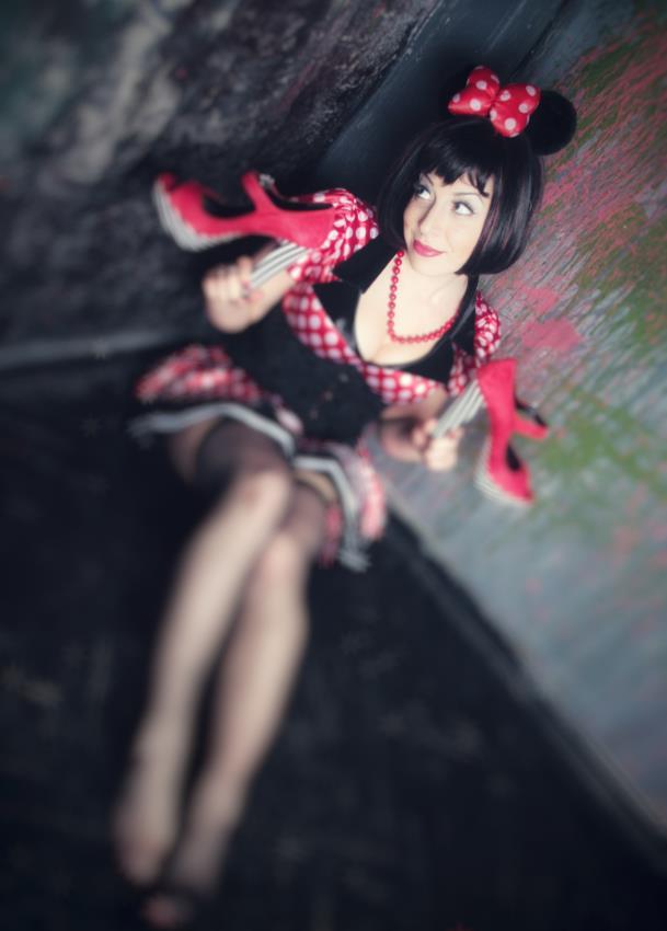 Лапки белки. Лапки белки.