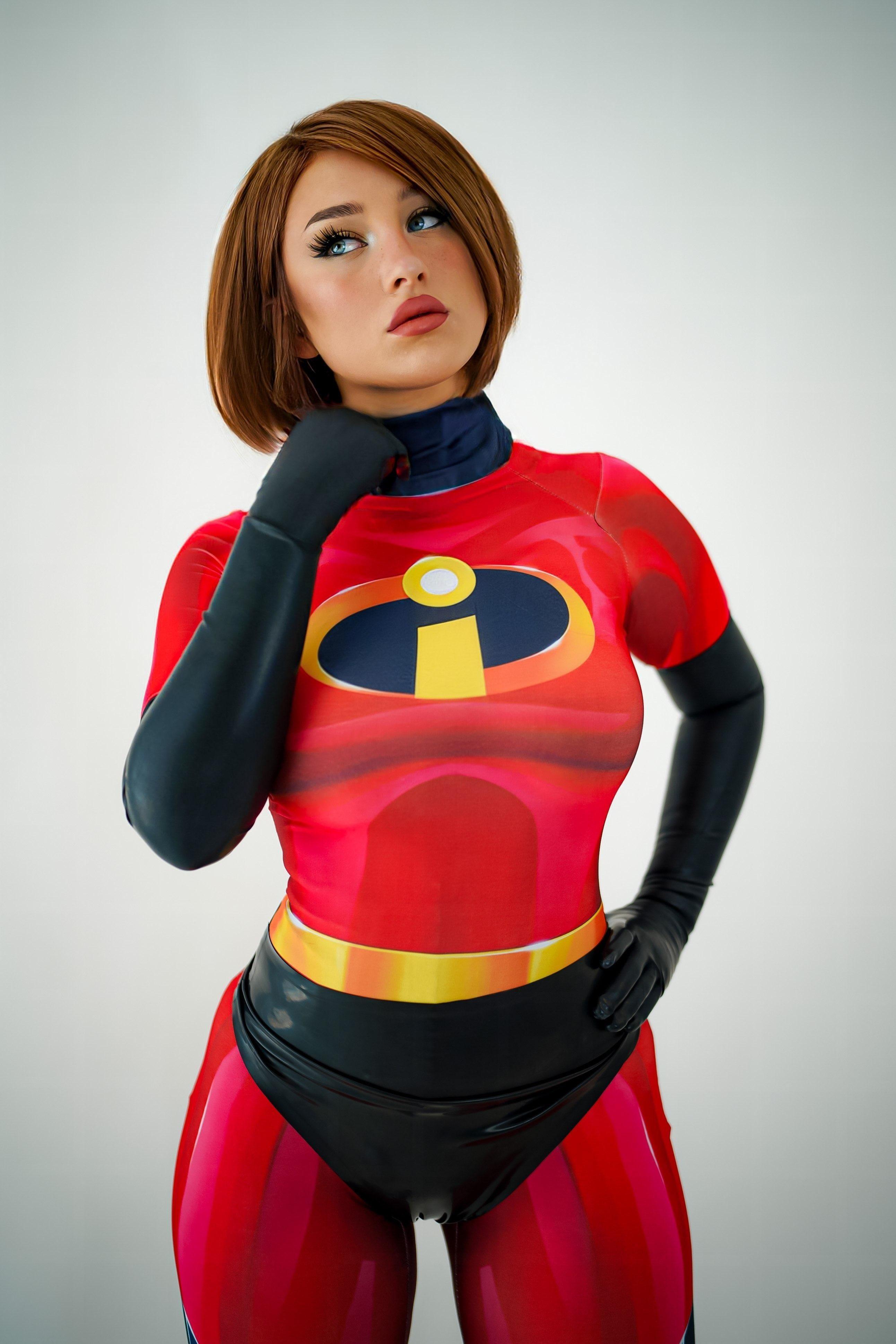 Модель OnlyFans Наталья Фадеева (Слив 50 горячих фото) Модель OnlyFans Наталья Фадеева (Слив 50 горячих фото)