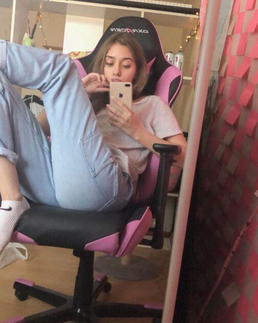 Голая Вика Ред слив фото. Голая Вика Ред слив фото.