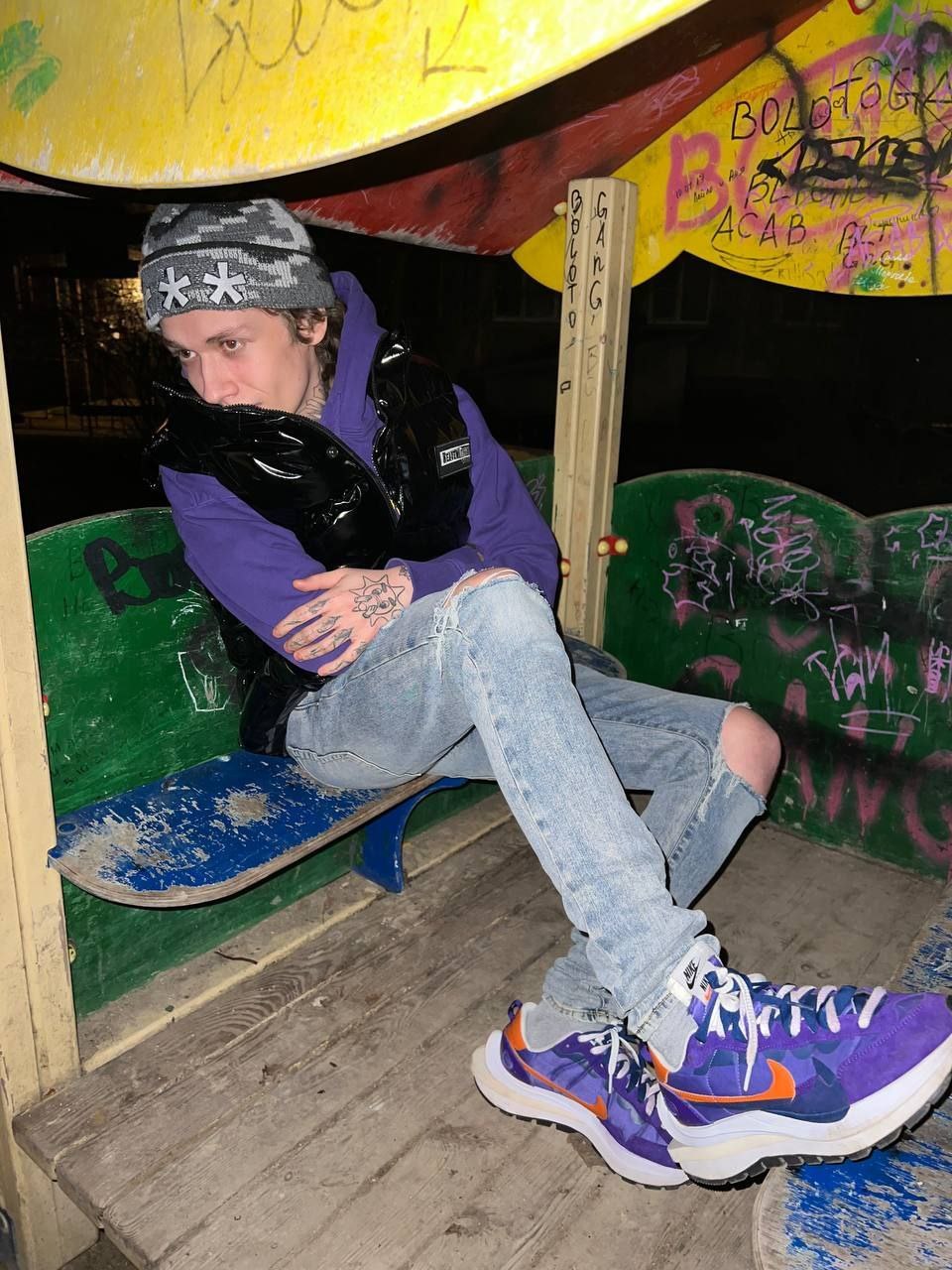 Отдых на детской площадке.