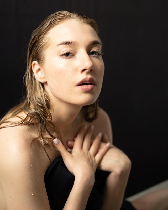 Соблазнительная фотография от Кати vyaaal с манящим взглядом. Соблазнительная фотография от Кати vyaaal с манящим взглядом.