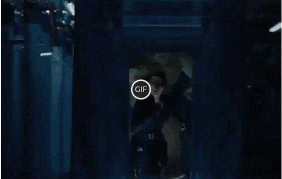 Гифки Халк и Черная вдова