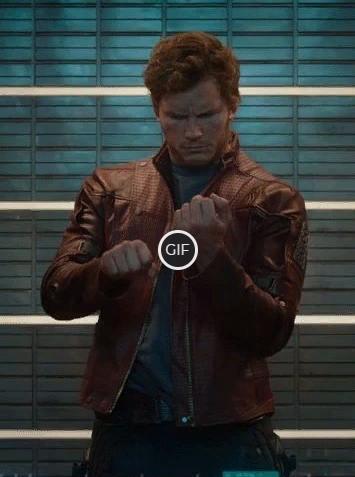 Гифка парень показывает фак