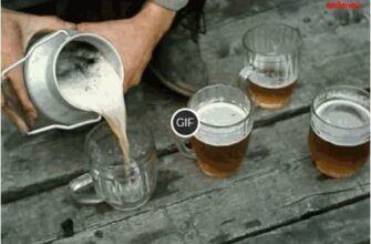 Гифка наливают пиво в кружку