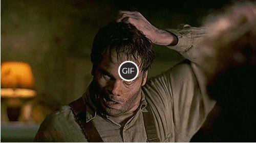 Смешная гифка из фильма "Люди в чёрном" натянул лицо