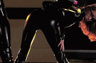 Гифки девушки в латаксе 18+