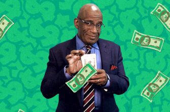 Гифки деньги сыпятся с неба