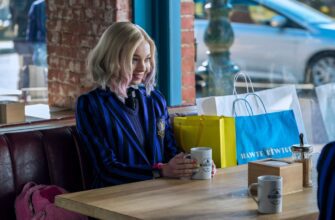 Эмма Майерс Слив из сериала Уэнсдэй (30 горячих фото)