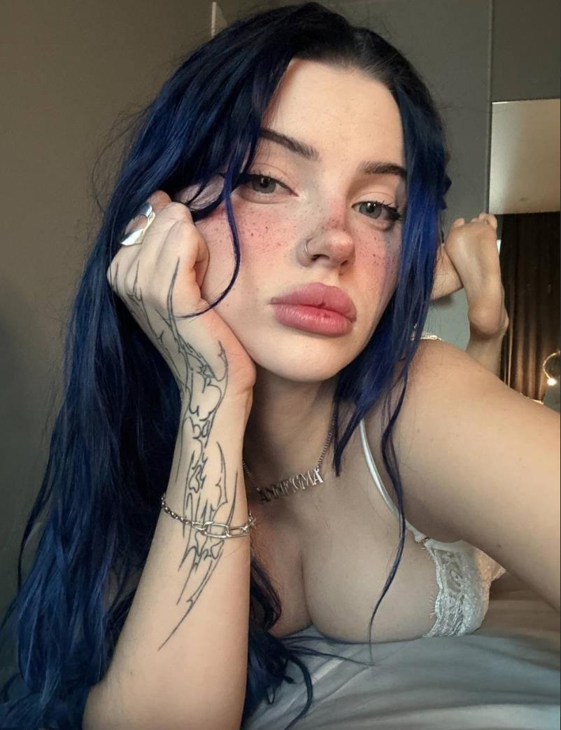 Не Хлоя Аnnfigma слив (35 Онлифанс фото)