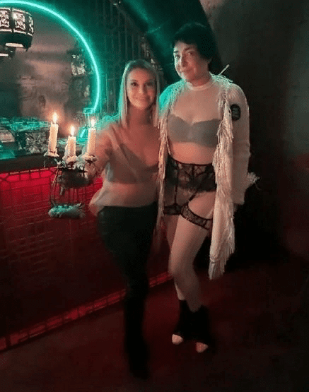 Скандальная "Голая" вечеринка Ивлеевой (Слитые в сеть 98 фото + видео "знаменитостей")