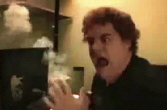 Гифки Психи за Компьютером (15 gif картинок разбитых компов)