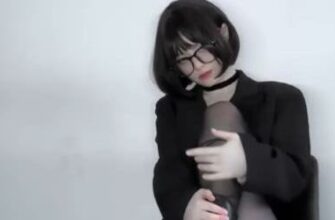 Косплей модель "kewweol" (25 фото слитых с бусти и тг)