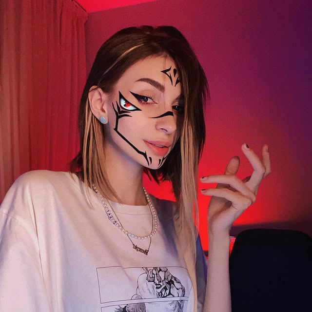 Стримерша Неля Рей (30 фото "NelyRay" слитых в сеть)